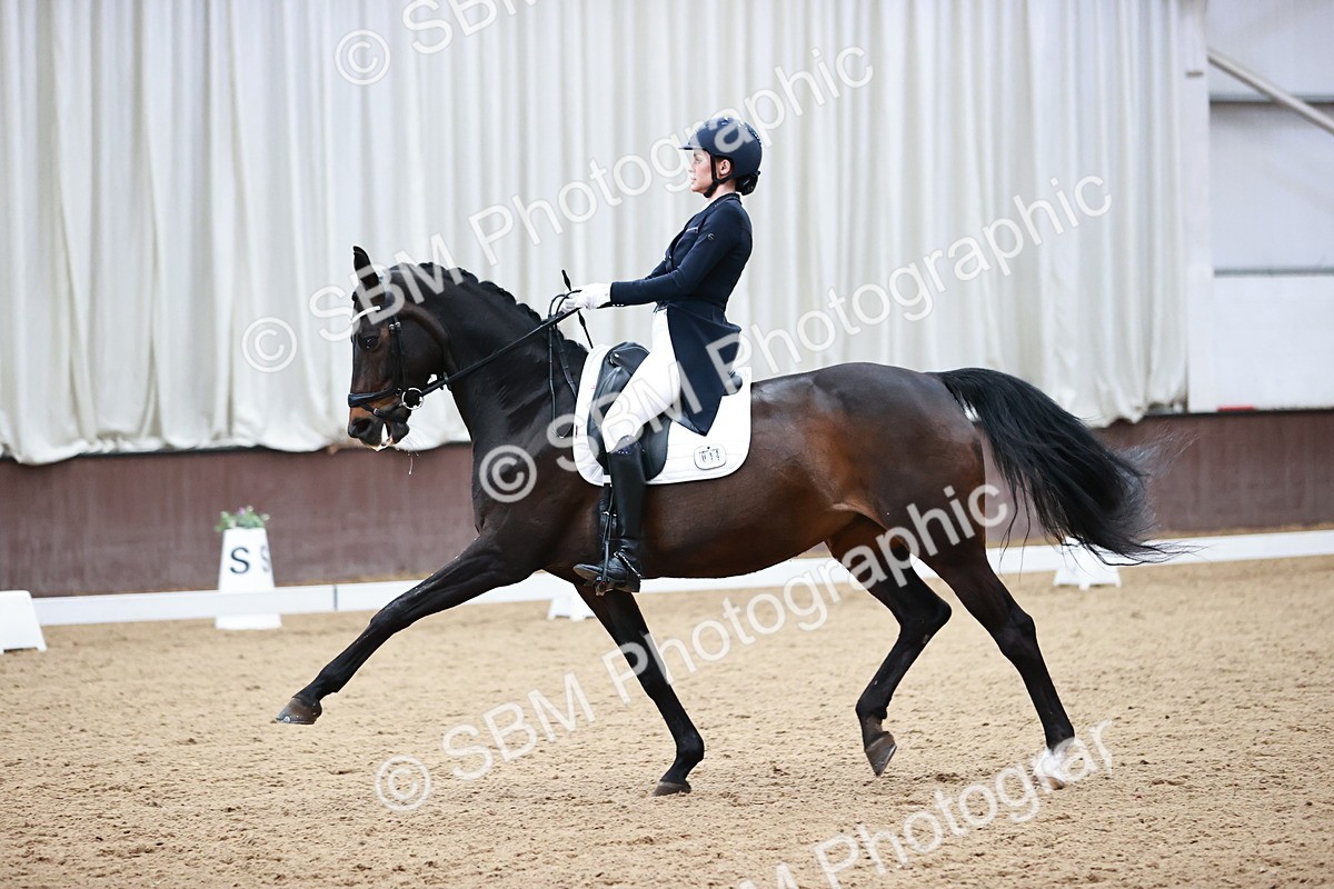 SBM_002114_Class 19 - FEI PSG - Cart - Matilda - 18-5-25