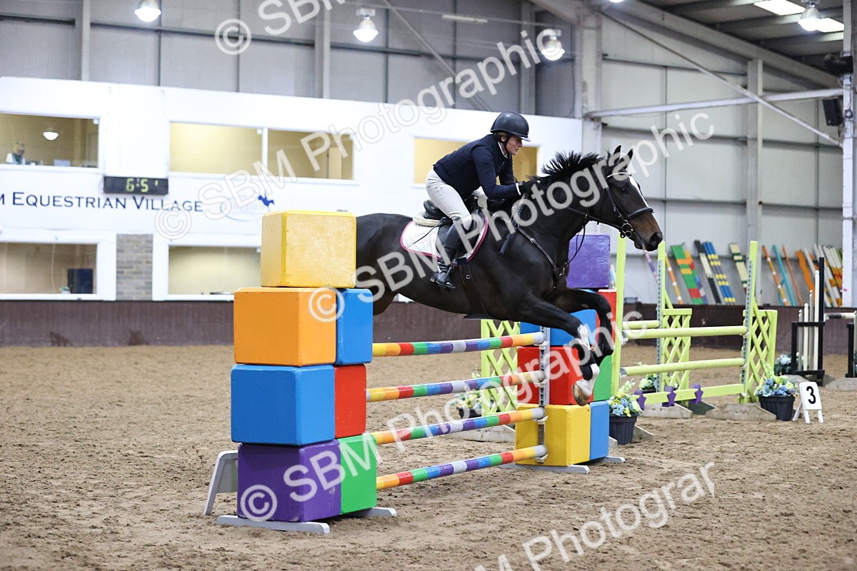 SBM_001957 - Class 4 - Senior Newcomers - 1.10m Open