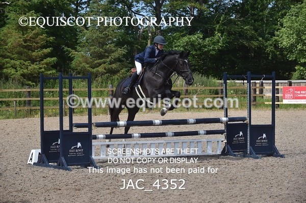JAC_4352 - CLASS 3 Senior British Novice/ 90cm Open