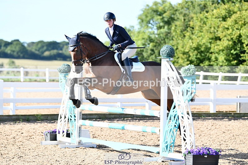 240913A-100140-03079 - Cls 20 Snr British Novice and 90cm Open