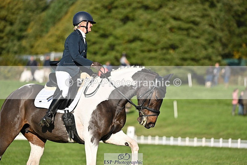 251024A-100817-08243 - G-552-Rachael.Whittaker
