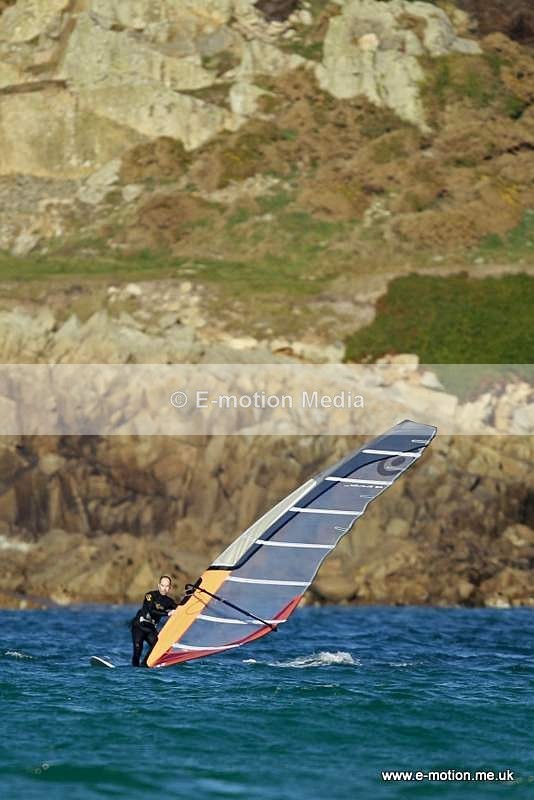 WS 010412 2 - Windsurfing