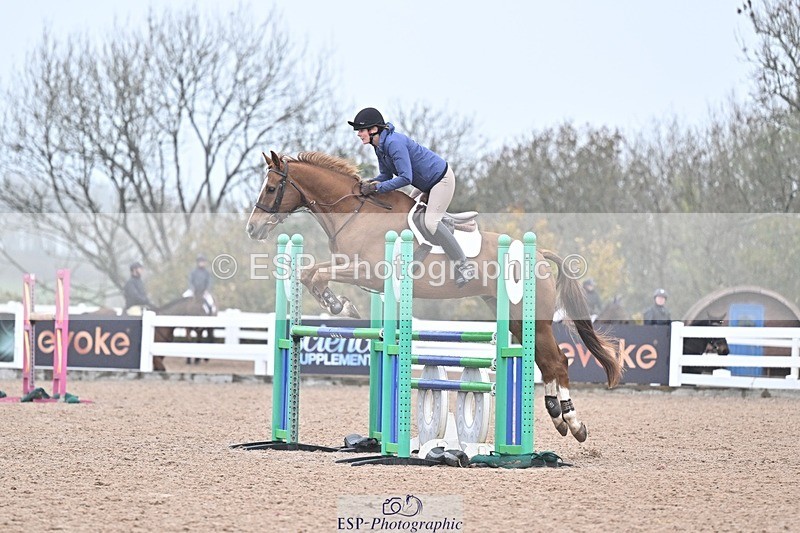 251029-120305-00411 - Newcomers and 1.10m