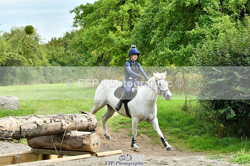 230817-152959-01533 - Theo's 2nd Group - XC