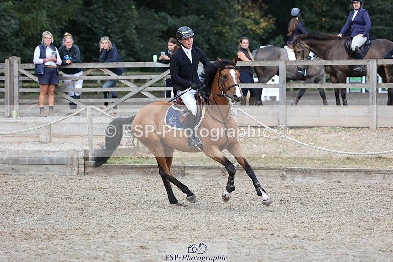 250829A-104558-01213 - Cls 7 British Novice and 90cm