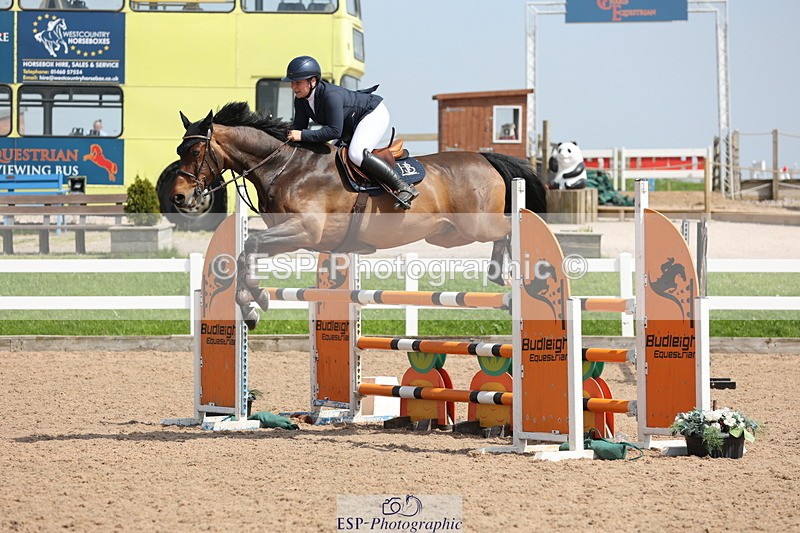 240510A-144021-07778 - Cls 17 1.05m National Am Quali