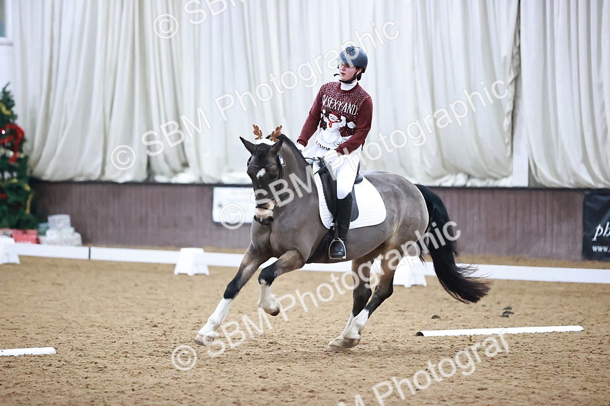 SBM_000907 - Class 7-10 - Novice 1 - Elementary 1