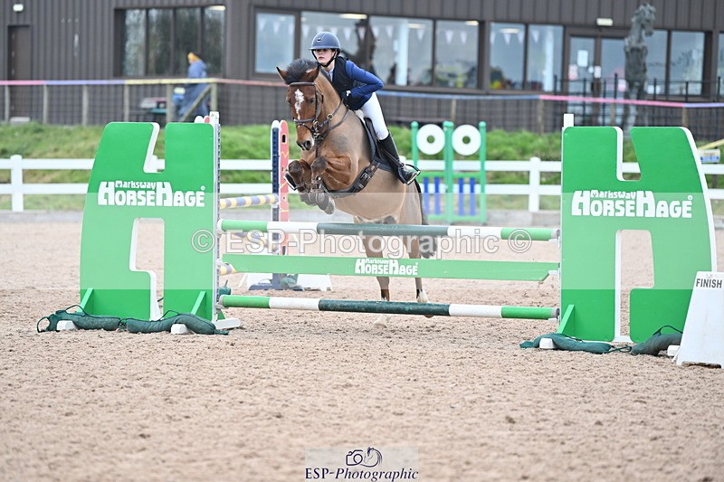 240128A-122910-00872 - Cls 4 Pony Newcomers and 1m Open