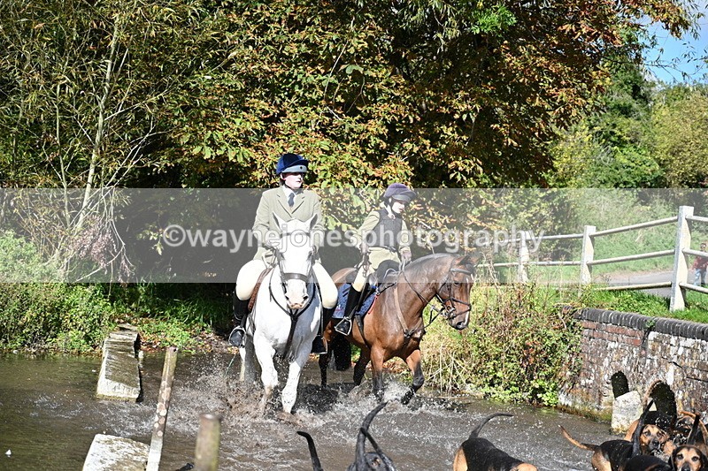 WJ7_5984 - Hounds Water Crossing
