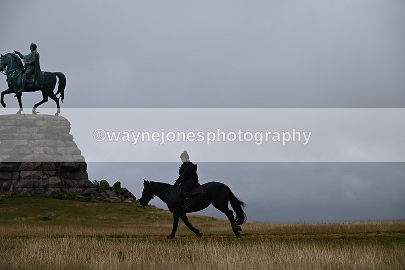 DSC_2108 - Time at Statue 12:13 to 12:32