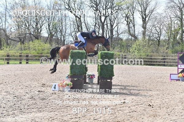 BPP_1915 - CLASS 20 SUN RHS Foxhunter Championship Qualifier