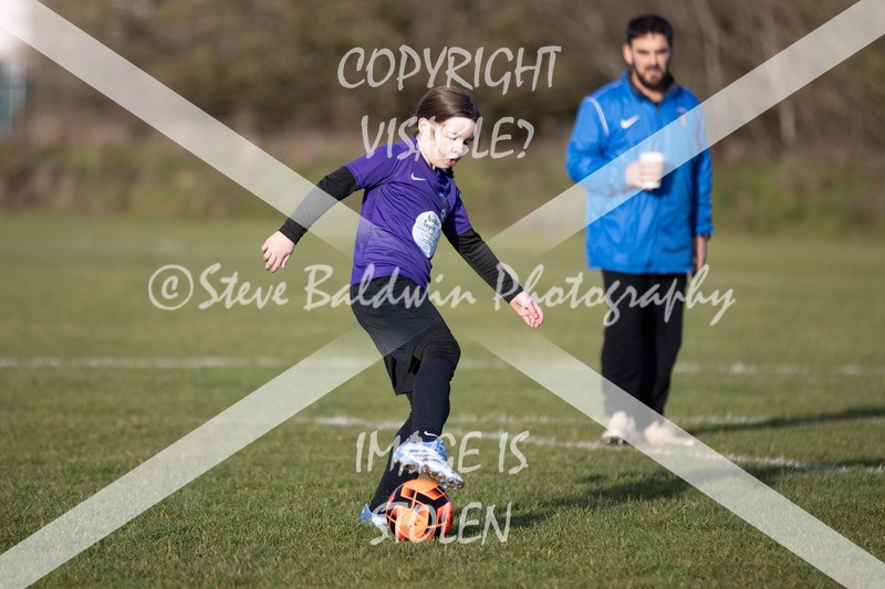 1DX30365 - 2026-01-17 FC Abbey Meads U9 Purple Girls V Develop FC U9 Girls