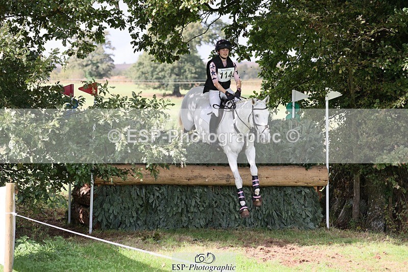 231020-140321-09257 - 114-LATINA'S.TWINKELING-Pippa.Haslam-XC