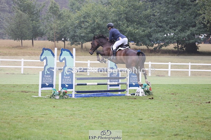 250830A-145007-07132 - Cls 16 Snr Newcomers and 1.10m Open