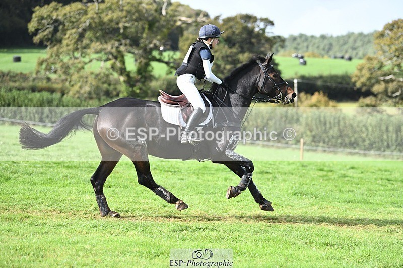 231020-135330-09601 - 108-BELGRAVE.IRENA-Lizzie.Scholefield-XC