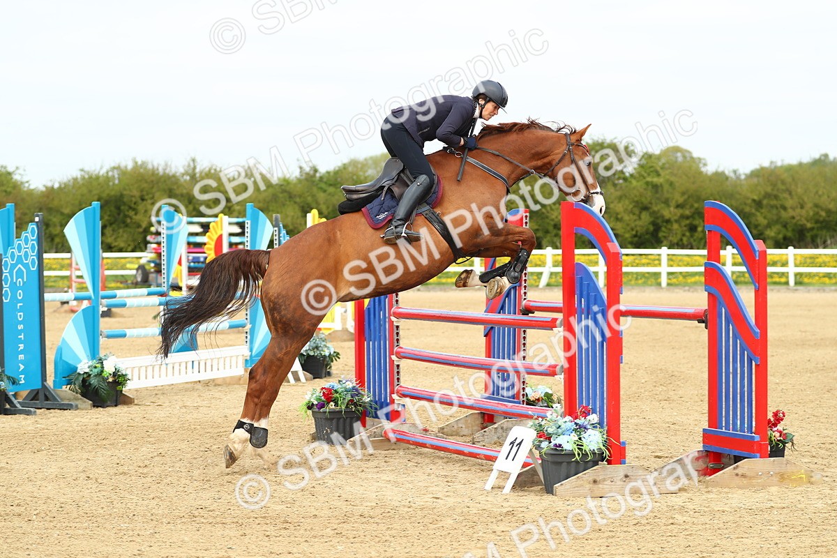 SBM_001083 - Class 4 - Senior Newcomers 1.10m