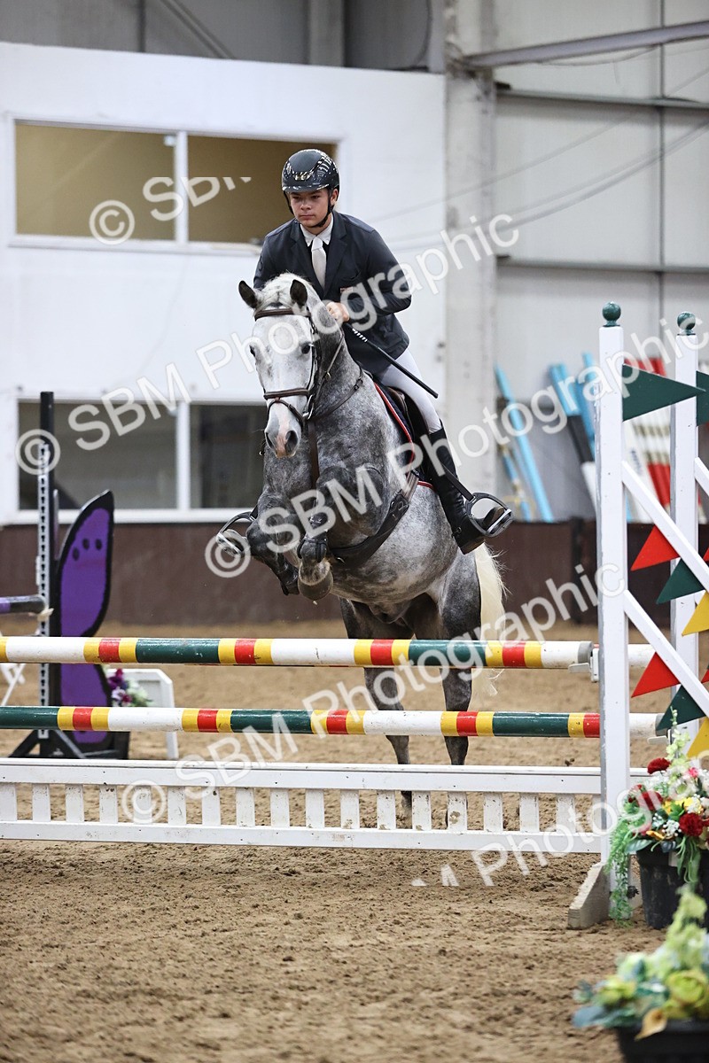 SBM_001051 - Class 5 - Blue Chip Pony Newcomers 1.00m Open
