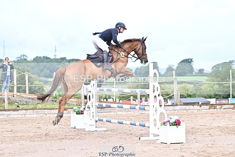 250731-102704-00370 - Cls 02 Snr Fox 1st Rnd