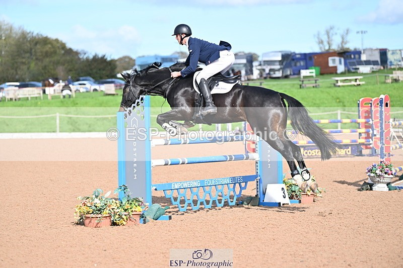 231015A-125550-08034 - Cls 30 Foxhunter & 1.20m Open