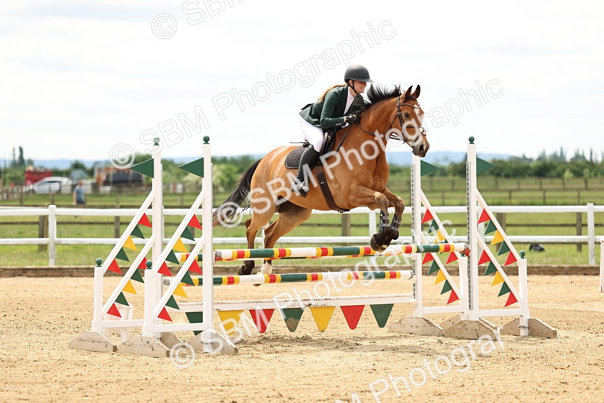 SBM_005472 - Class 17 - Senior Discovery - 1.00m