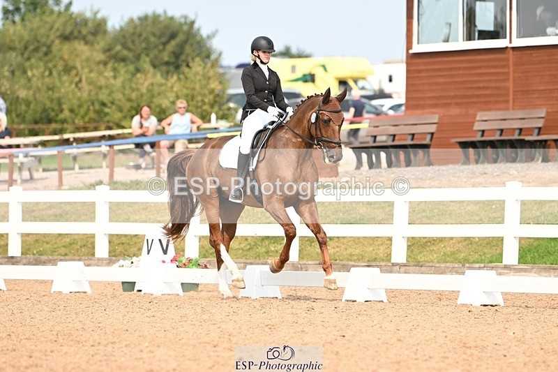 250816-152257-06161 - 121-Daisy.HedgesFelicia.v