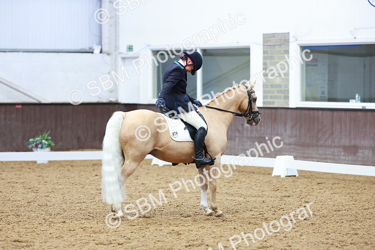 SBM_004320 - Class 12 - E2 Championship - 14.50-15.53