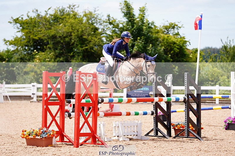 240629A-125534-05503 - Cls 18 Newcomers and 1m Open