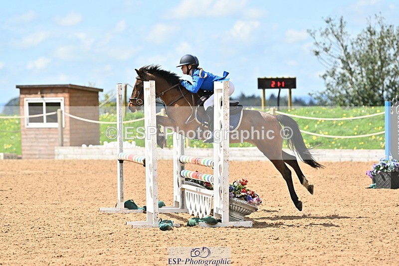 240504A-115733-01355 - Cls 3 Pony Discovery & 90cm Open