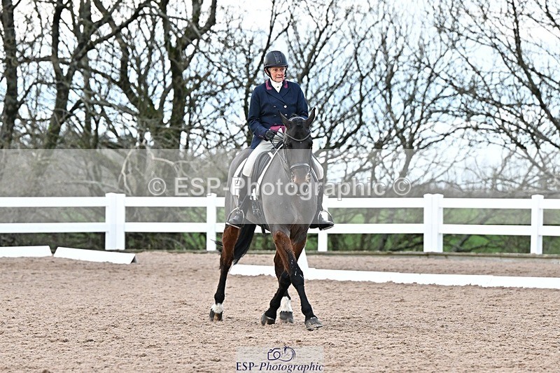 241214-152251-03203 - 123-Susan.Lanz-Wellshead.Foxtrot