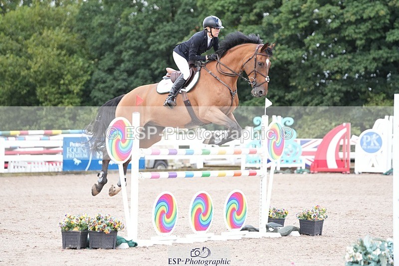 250720-091822-18110 - Cls16, 1 Star Silver Tour Accumulator