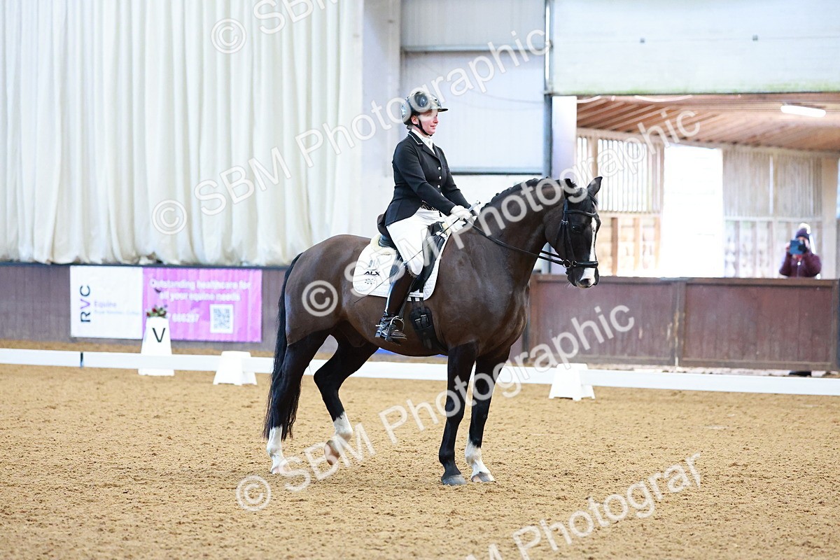 SBM_001250 - Class 18-15-16-22 - Elementary 5 Novice 5-Novice 6