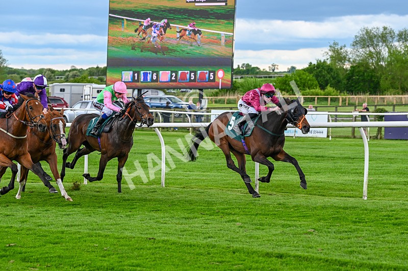 210526-Race 1-The Tunguska Event-3958 - Race 1 14.10pm Download The Raceday Ready App Apprentice Handicap