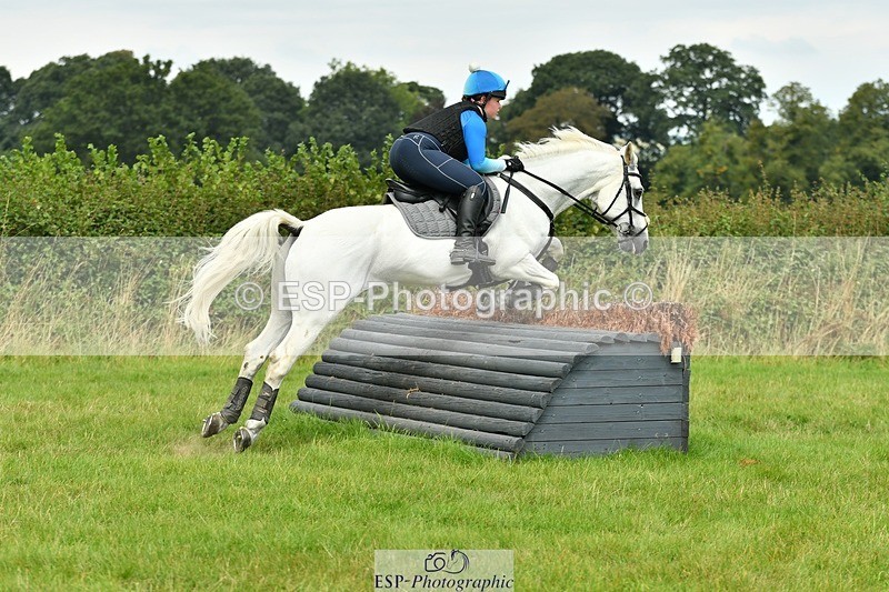 230817-142122-01252 - Theo's 2nd Group - XC