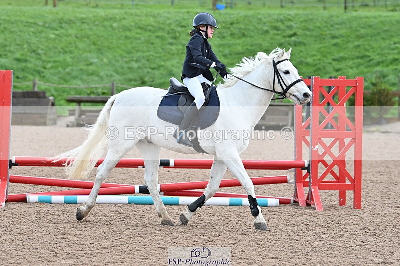 231029A-094202-02486 - 60cm Club and Schools