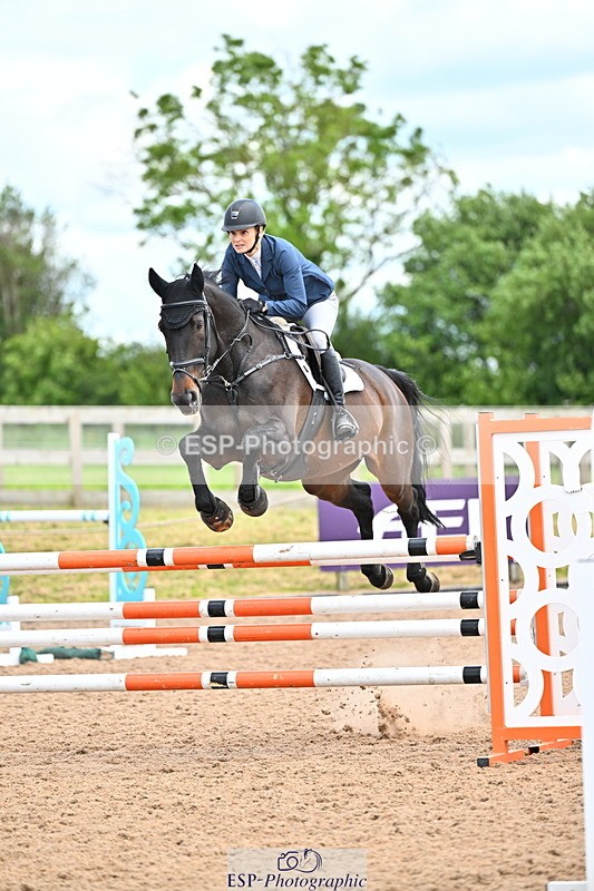 240608A-144504-02814 - Cls 5 Snr Foxhunter and 1.20m Open