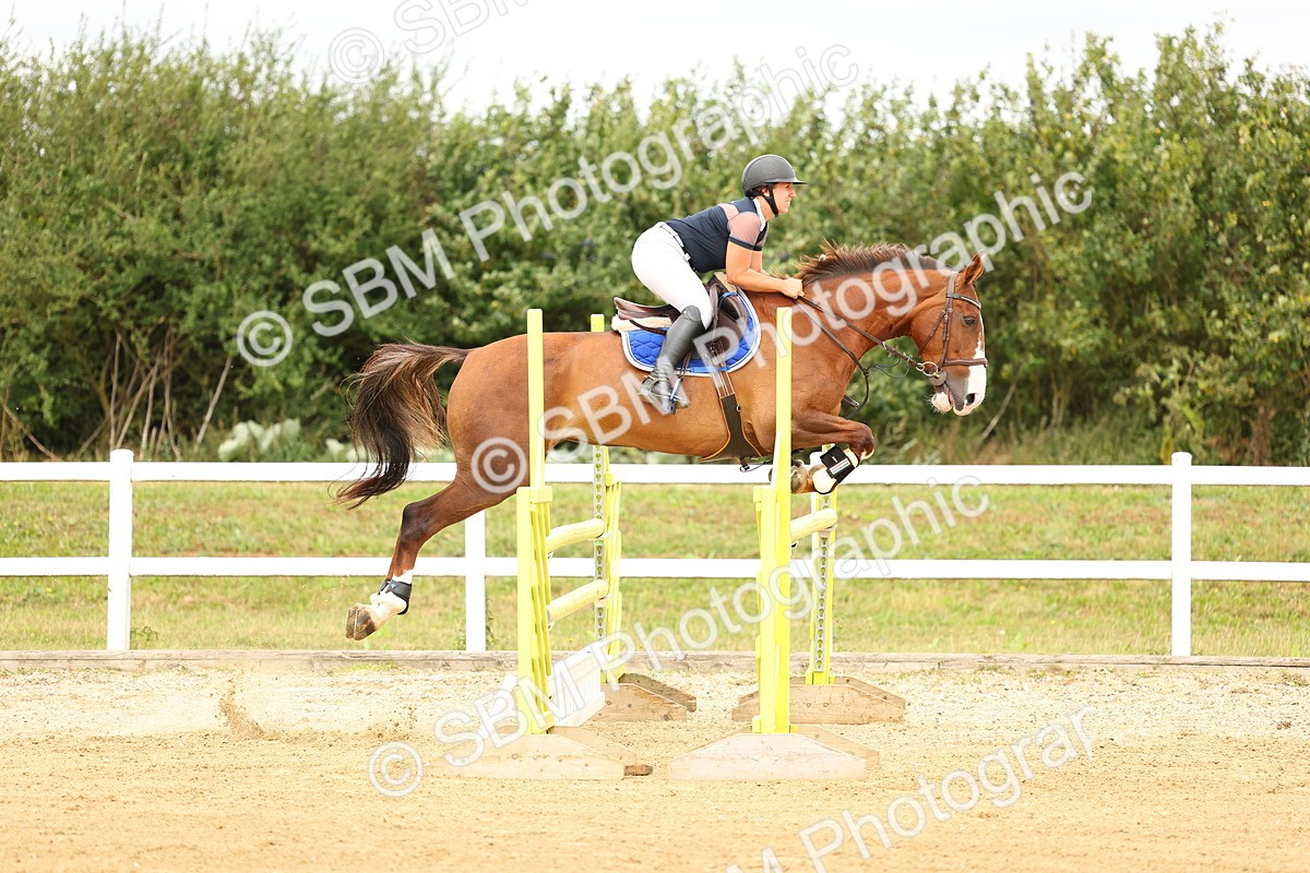 SBM_010089 - Class 3 - Senior Newcomers - 1.10m Open