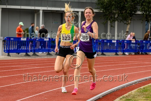 Age25SUN-910199 - Track Female Set Two