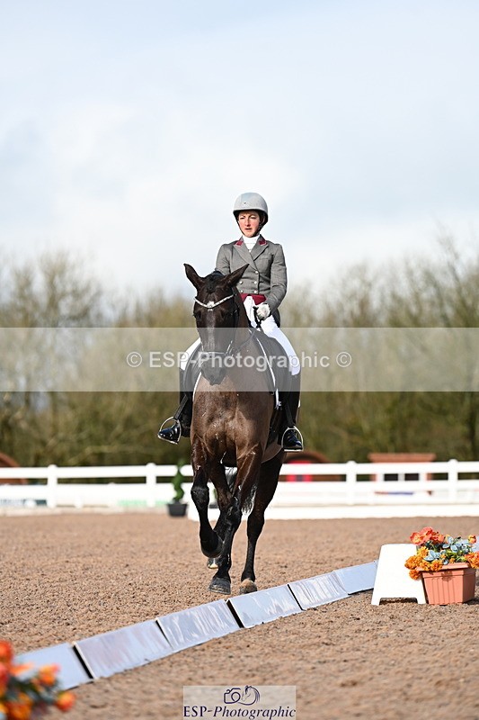 240218A-140407-08551 - 152-Beth.Miller-Lillie.Langtry