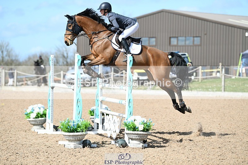 250328-124719-01054 - Cls 3 Snr Foxhunter