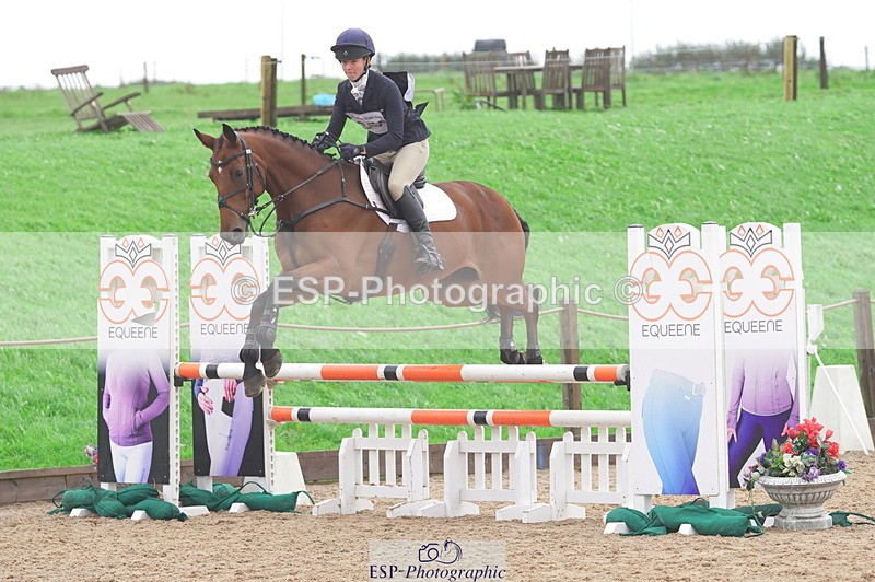 230924A-113310-04581 - 100 SJ 11.00 to 12.00