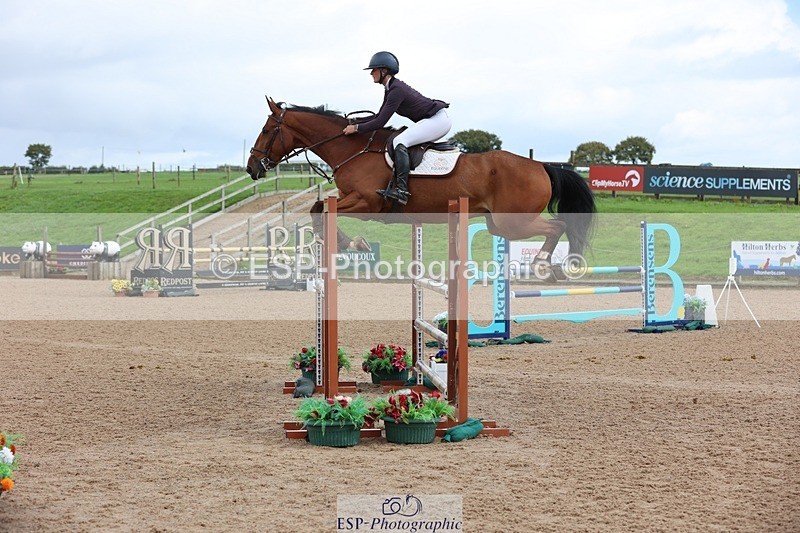 250911-122428-01439 - Cls 3 Snr Foxhunter