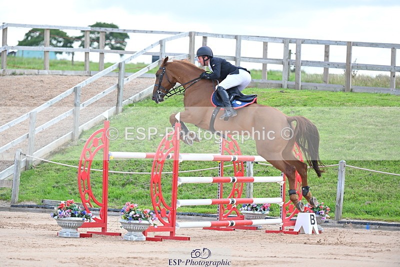 230721A-104343-05420 - Cls 6, 2 Star Medium 1.35m