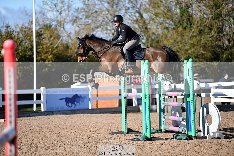 231110A-133905-00634 - Cls 5 Newcomers & 1.10m Open