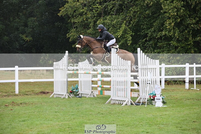 250830A-140713-06884 - Cls 16 Snr Newcomers and 1.10m Open