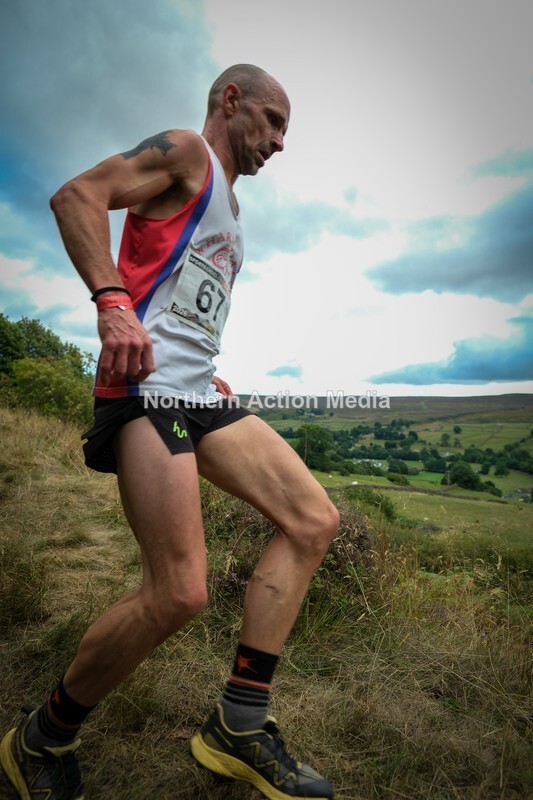 DSCF5240 - Reeth Fell race seniors