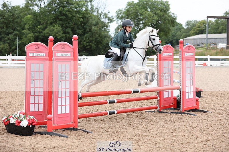 240630A-180303-16275 - Cls 28 Stepping Stones 128cm + 138cm