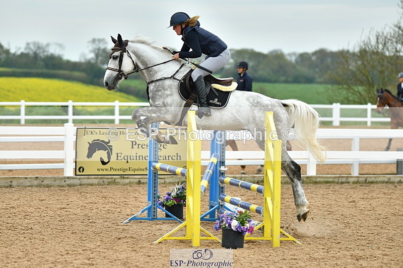 230504A-120909-01220 - Cls 3 85cm Amateur Quali