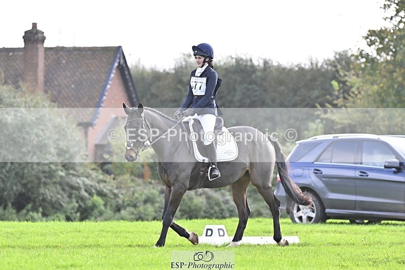 241025-132216-09429 - 377-Bethany.Hull-CARRICK.DIAMOND.OLIVER