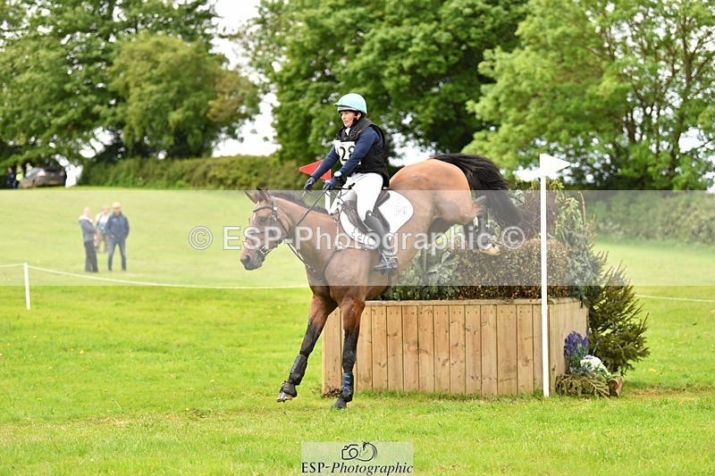 240526-115110-21010 - 428-COOLEY_SNAPCHAT-Selina_Milnes