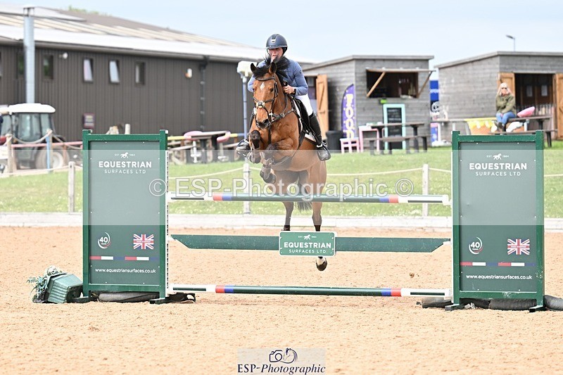 260510-152912-07535 - Cls 41 Snr Foxhunter